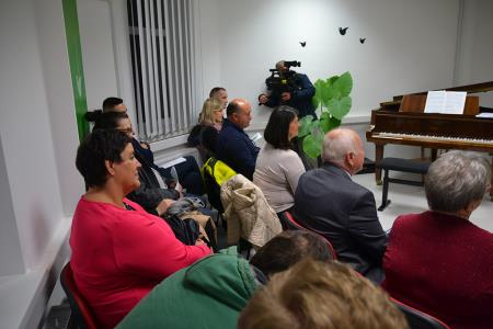 Mirna - ustanovna seja 01122022, koncert, foto Lapego (7)